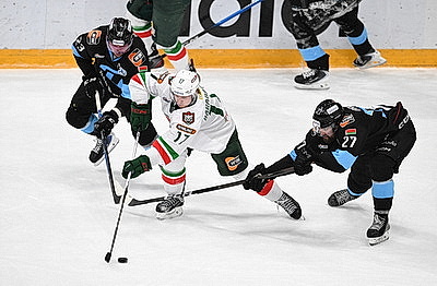 Минские динамовцы повторно проиграли \"Ак Барсу\" в четвертьфинале Кубка Гагарина