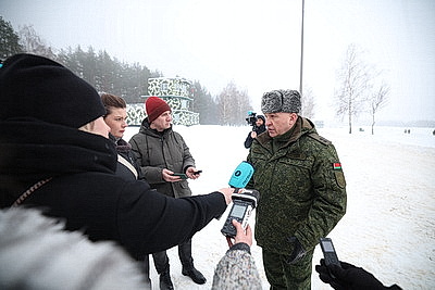 Лукашенко лично проверяет боеготовность Вооруженных Сил