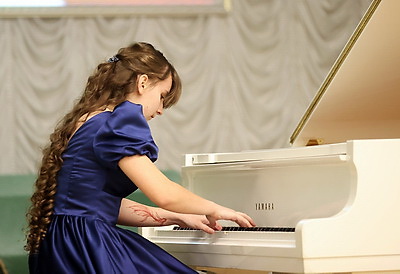 Харизматичные, творческие, амбициозные. Талантливую молодежь чествовали в Гомеле