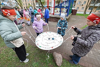 В Витебске прошла маевка \"Мир! Труд! Май!\"