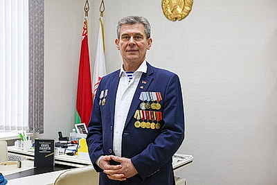 \"После первого обстрела понял, что война рядом\". Воин-интернационалист о доблести, страхе и боевом пути