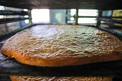 По классическим рецептам. Предприятия Белкоопсоюза поставят в торговую сеть около 100 тонн праздничной продукции