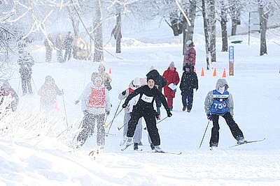 В Минске проходят районные этапы \"Снежного снайпера - 2026\"