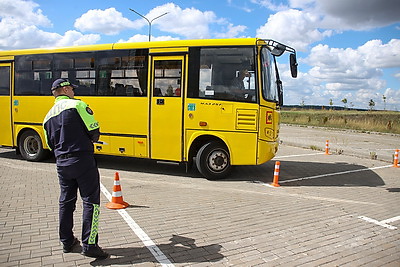 В Минской области выбрали лучшего водителя школьного автобуса
