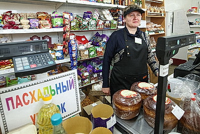 По классическим рецептам. Предприятия Белкоопсоюза поставят в торговую сеть около 100 тонн праздничной продукции