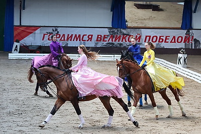 Международные соревнования по конному спорту \"Этап Кубка Евразии по выездке\" завершились в Ратомке