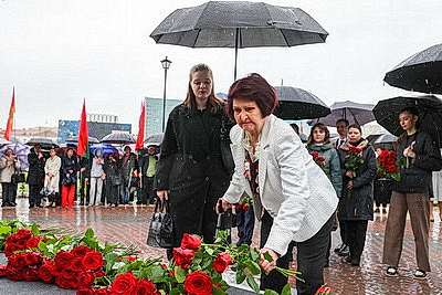 Памятный знак участникам минского подполья открыли в столице
