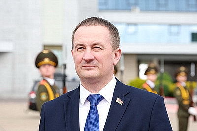 Президент Узбекистана прибыл в Беларусь с официальным визитом