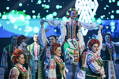 В Минске проходит торжественный концерт ко Дню единения народов Беларуси и России