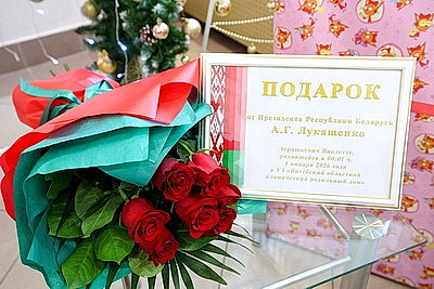 В Витебске поздравили мам, родивших первых в 2026 году детей