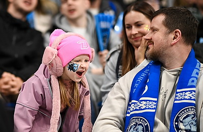 Минское \"Динамо\" одержало вторую победу в серии первого раунда плей-офф КХЛ