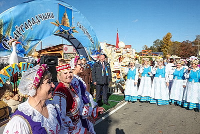 \"Дажынкі-2026\". Аграриев Могилевской области чествуют в Шклове