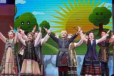 Культурное наследие разных стран продемонстрировали в Витебске на празднике национального творчества \"Э.Т.Н.О.\"