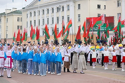 В Бресте прошел митинг, посвященный государственным символам Беларуси