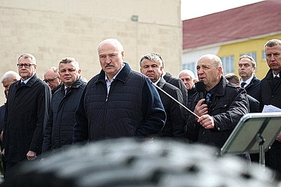 Лукашенко обозначил актуальные задачи по развитию агросервисов