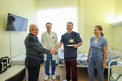 Новые палаты для ветеранов войн и труда открыли в Минском НПЦ хирургии, трансплантологии и гематологии