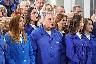 Лукашенко в Минске дал старт работе уникального производства в сфере микроэлектроники
