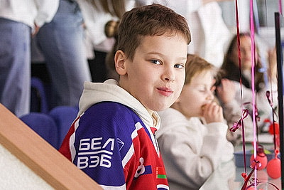 Хоккеисты \"Юности\" победили \"Неман\" на старте плей-офф экстралиги