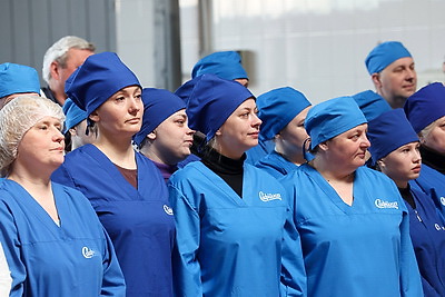 Перспективы развития молочного комбината и агропредприятия: Кочанова посетила Полоцкий район