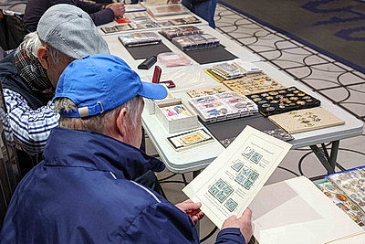 Фалеристика, нумизматика, филателия. Республиканский слет коллекционеров проходит в Минске