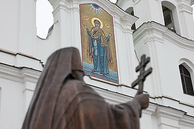 Частица Пояса Пресвятой Богородицы доставлена в Свято-Духов кафедральный собор в Минске