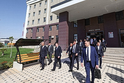 Премьеры Беларуси и Узбекистана продолжают совместную работу в городе Термез