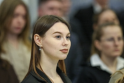 Молодые специалисты посетили Дворец Независимости