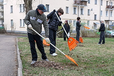 Масштабный субботник прошел в Заводском районе Минска