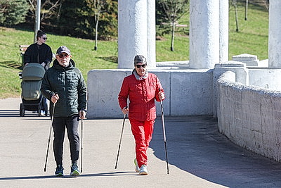 Солнечный весенний день в Минске
