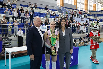 Волейболистки \"Минчанки\" в 13-й раз выиграли чемпионат Беларуси