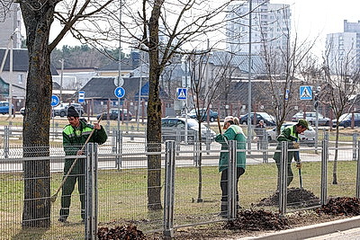 Весенняя уборка началась на улицах Минска