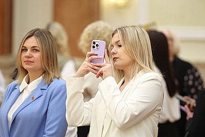 Представительницы сферы ЖКХ побывали с экскурсией во Дворце Независимости