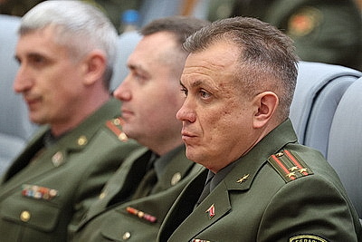 Лукашенко собрал совещание для подведения итогов комплексной проверки Вооруженных Сил