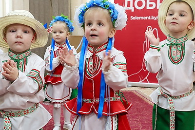 Двум учреждениям здравоохранения Витебска передали аппараты ИВЛ от Белорусского фонда мира