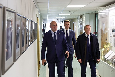 Снопков представил нового министра культуры коллективу ведомства