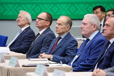 Более 350 экспертов в области права собрала в Минске VIII Осенняя научная сессия