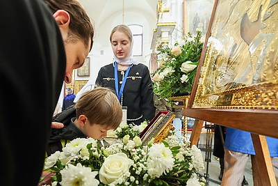 Частица Пояса Пресвятой Богородицы доставлена в Свято-Духов кафедральный собор в Минске