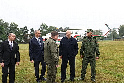 Лукашенко об отечественном стрелковом оружии: это очень важно, это основа любой армии