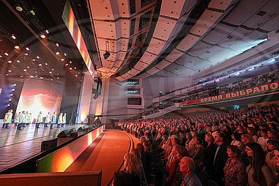 В Минске проходит торжественный концерт ко Дню единения народов Беларуси и России