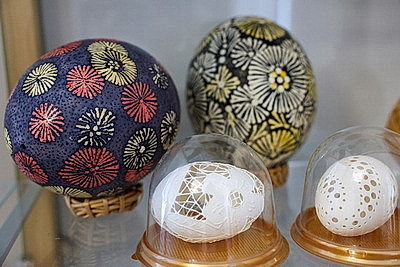 В музее Якуба Коласа представили искусство росписи яиц