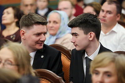 Чтить традиции, уважать законы и трудиться на благо страны. 43 иностранца приняли гражданство Беларуси
