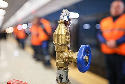 Ночные учения МЧС прошли на станции метро \"Аэродромная\" в Минске