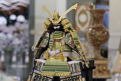 Для научных сотрудников НАН и представителей БГЭУ провели экскурсию во Дворце Независимости