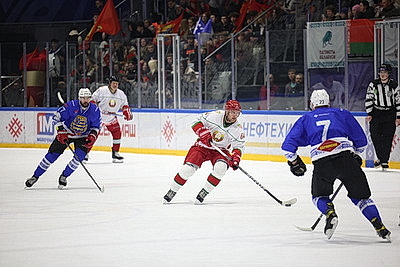 Команда Президента вышла вперед в финальной серии РХЛ