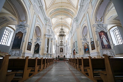 Достопримечательности. Костел Святого Михаила Архангела в Новогрудке