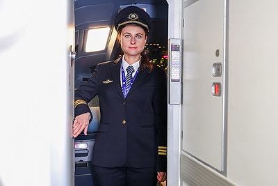 Красивые, добрые, умные. Наши женщины