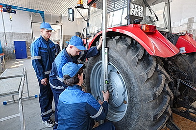 Подготовку квалифицированных специалистов для АПК обсудили на круглом столе в Смиловичах