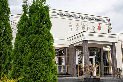 Кочанова посетила БелАЭС и ознакомилась с инфраструктурой Островца