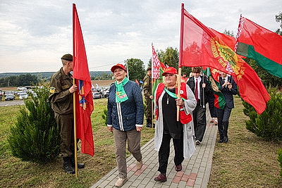 Автопробег ко Дню народного единства собрал около 500 участников в Минской области
