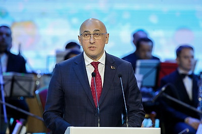 Национальные мелодии и мировые хиты. Мастера искусств Таджикистана представили гала-концерт в Минске